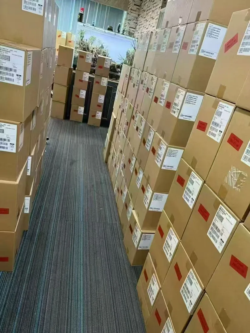 Arriving stock 03